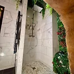 La Grotte Fleurie - Classe 5 Etoiles Prázdninový dům