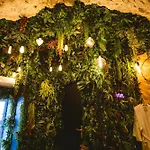 La Grotte Fleurie - Classe 5 Etoiles *