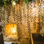 La Grotte Fleurie - Classe 5 Etoiles *