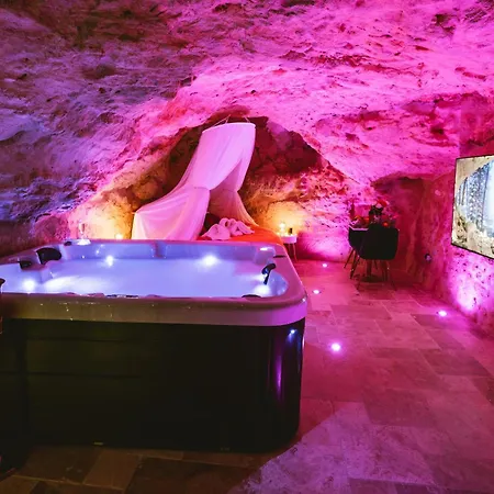 Holiday home La Grotte Fleurie - Classe 5 Etoiles