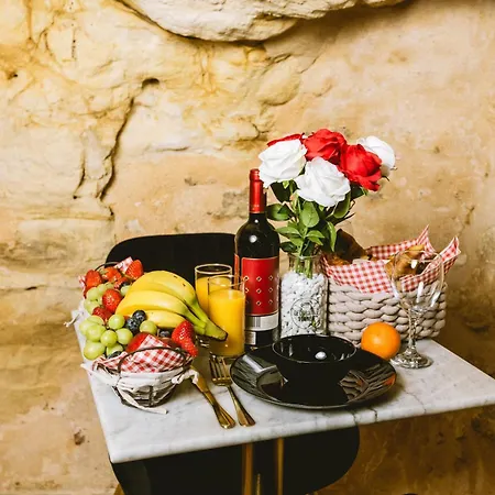 La Grotte Fleurie - Classee 5 Etoiles Holiday home Mussidan