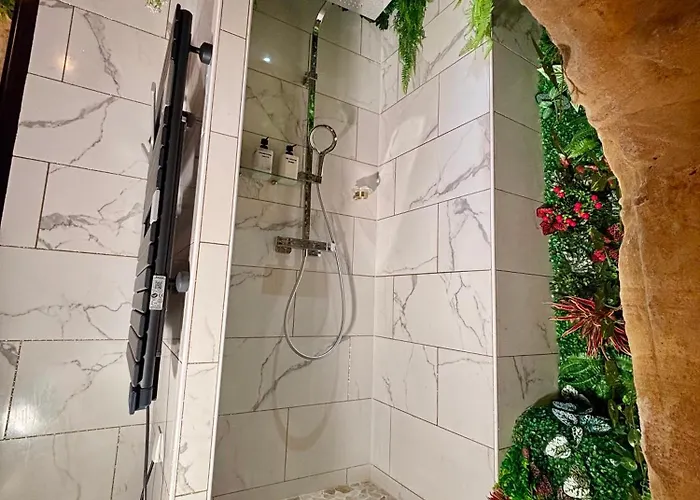 La Grotte Fleurie - Classe 5 Etoiles Ferienhaus