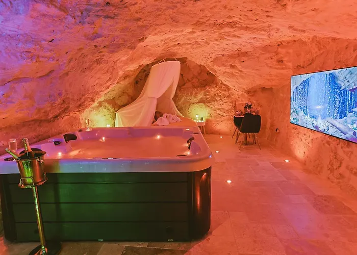 La Grotte Fleurie - Classe 5 Etoiles *