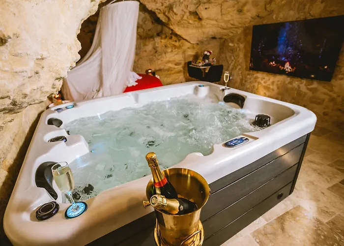 La Grotte Fleurie - Classe 5 Etoiles *