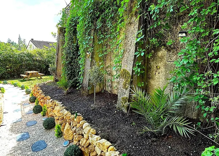 La Grotte Fleurie - Classe 5 Etoiles Ferienhaus Mussidan
